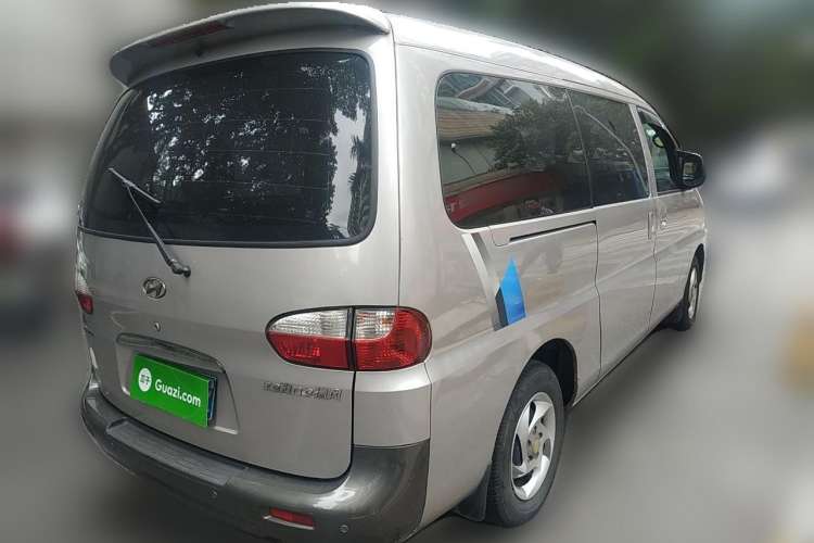 Used JAC Refine 2008 2.0L Shuttle Gasoline Basic Model with Front and Rear Air Conditioning
