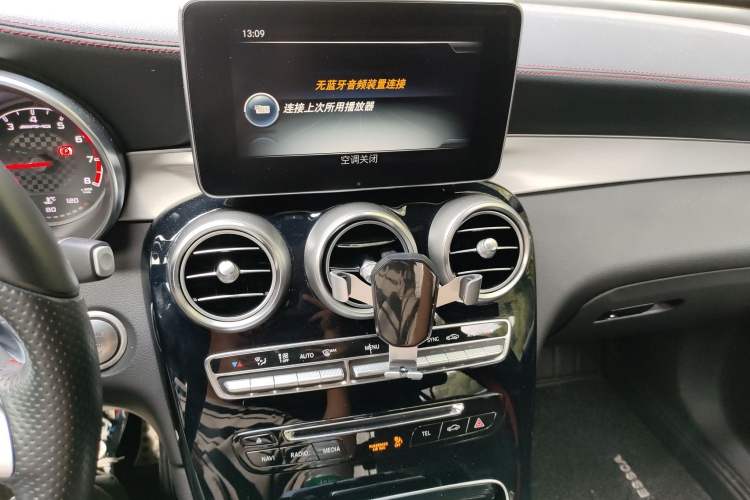 Used Mercedes-Benz GLC AMG 2017 AMG GLC 43 4MATIC Audio And AC Panel