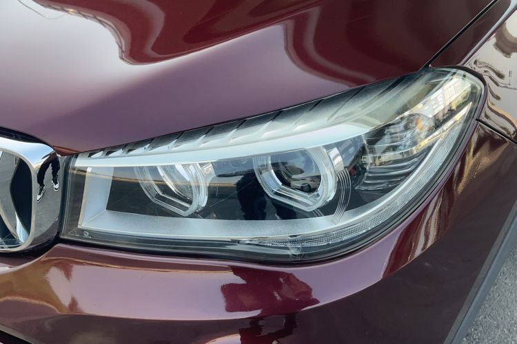 Used SWM X7 2016 1.8L Manual Luxury Edition 7 Seats
