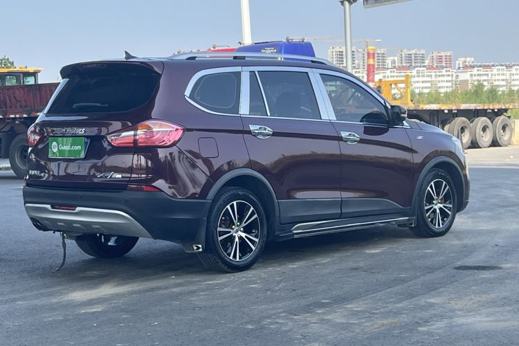 Used SWM X7 2016 1.8L Manual Luxury Edition 7 Seats
