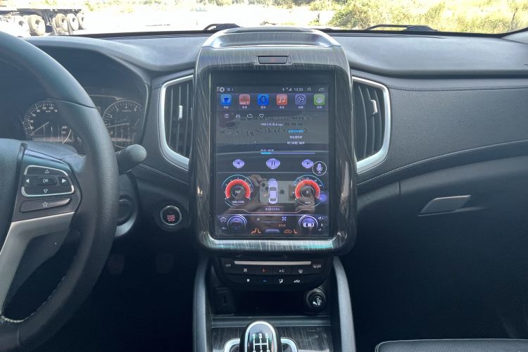 Used SWM X7 2016 1.8L Manual Luxury Edition 7 Seats
