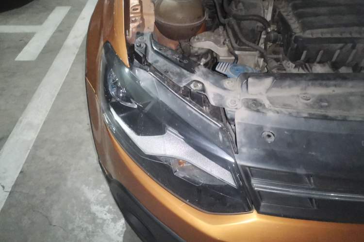 Used Volkswagen Polo 2014 1.6L Cross Polo Automatic
