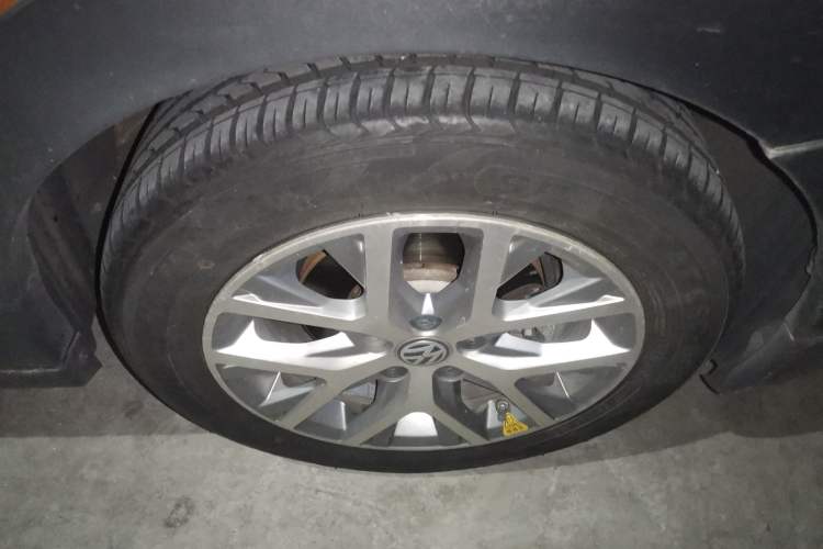 Used Volkswagen Polo 2014 1.6L Cross Polo Automatic
