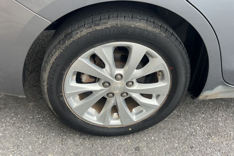 Used Buick Excelle GX 2018 15T Dual-Clutch Elite Model
