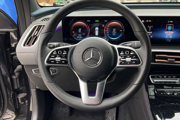 Used Mercedes-Benz EQC 2021 EQC 400 4MATIC
