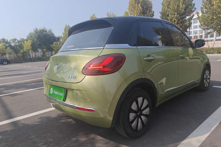 Used Wuling Bingo 2023 333 km Lingxi Connected Version
