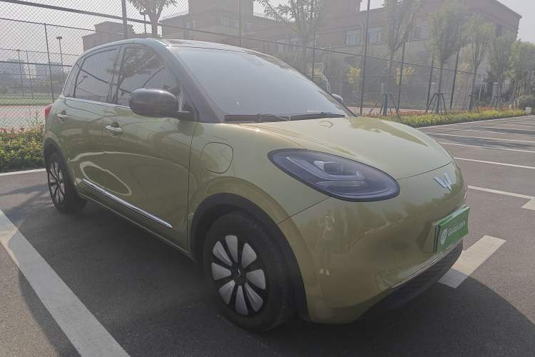 Used Wuling Bingo 2023 333 km Lingxi Connected Version
