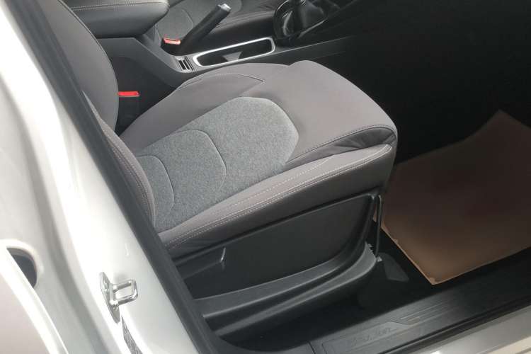 Used Baojun 530 2021 Global Car Anniversary Edition 1.5T Manual Comfort Model 5 Seats
