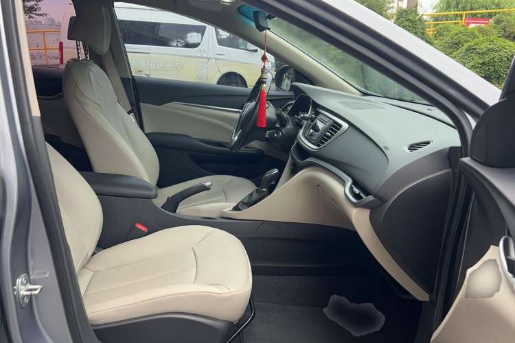 Used Buick Excelle GX 2018 15T Dual-Clutch Elite Model
