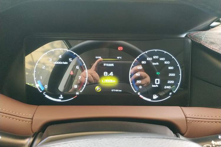 Used Geely Auto Haoyue 2022 1.8TD DCT Luxury 7-Seater