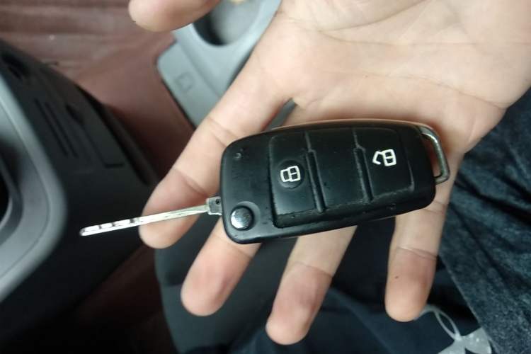 Used JAC M3 2018 1.6L Express Edition 7-Seater Vehicle Key