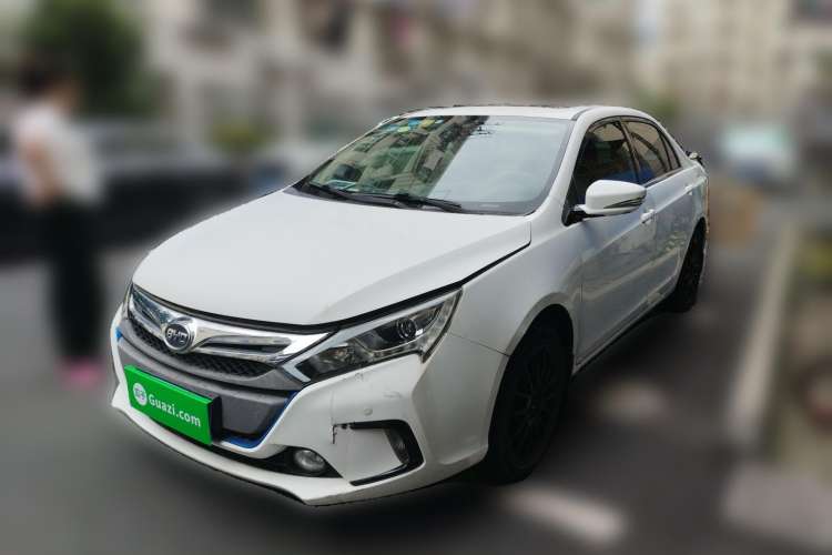 Used BYD Qin 2014 1.5T Cool Black Knight Flagship Model