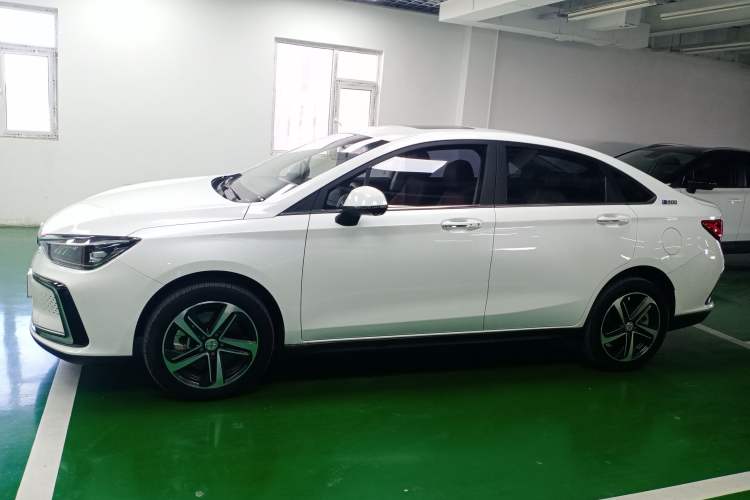Used BAIC Beijing EU5 2019 R500 Smart Wind Edition