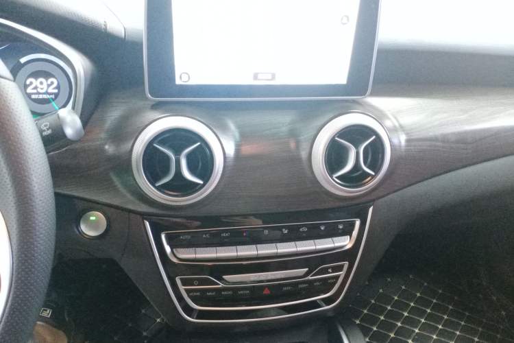 Used BAIC Beijing EU5 2019 R500 Smart Wind Edition