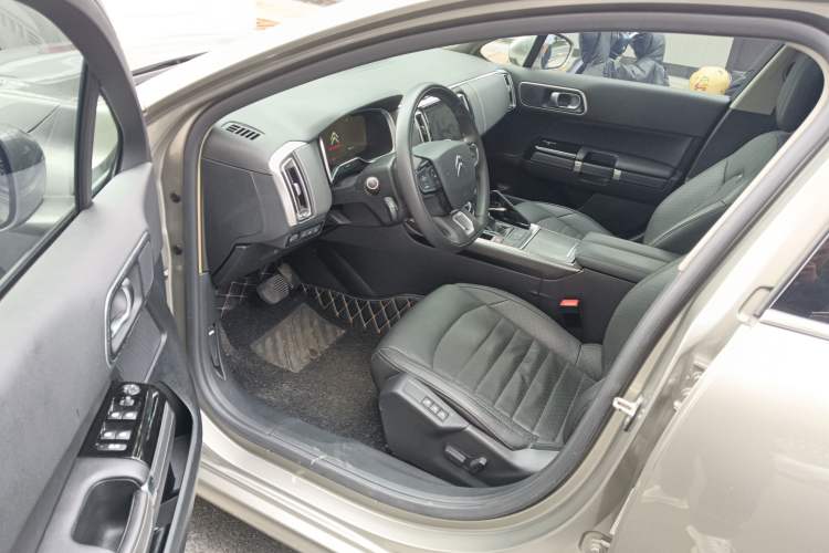 Used Citroen C6 2017 Revised Version 380THP Luxury Edition