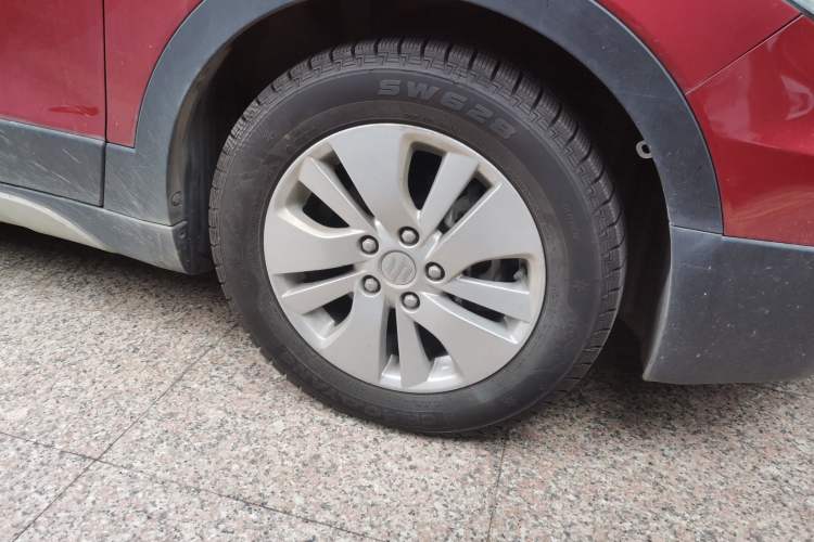 Used Suzuki S-Cross 2014 1.6L CVT Two-Wheel Drive Elite Version