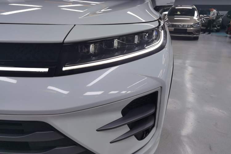 Used EXEED Zhuifeng C-DM 2022 1.5 TCI-DHT 105 km "Chengfeng Qi" Edition