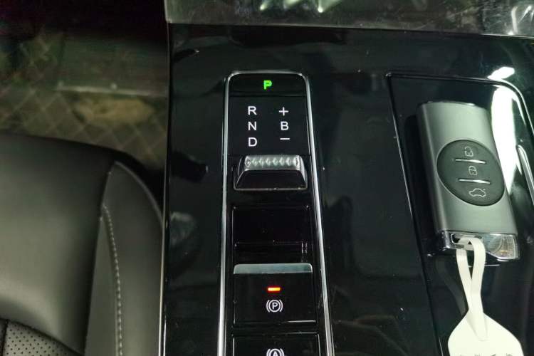 Used EXEED Zhuifeng C-DM 2022 1.5 TCI-DHT 105 km "Chengfeng Qi" Edition