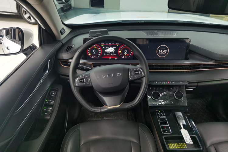 Used EXEED Zhuifeng C-DM 2022 1.5 TCI-DHT 105 km "Chengfeng Qi" Edition