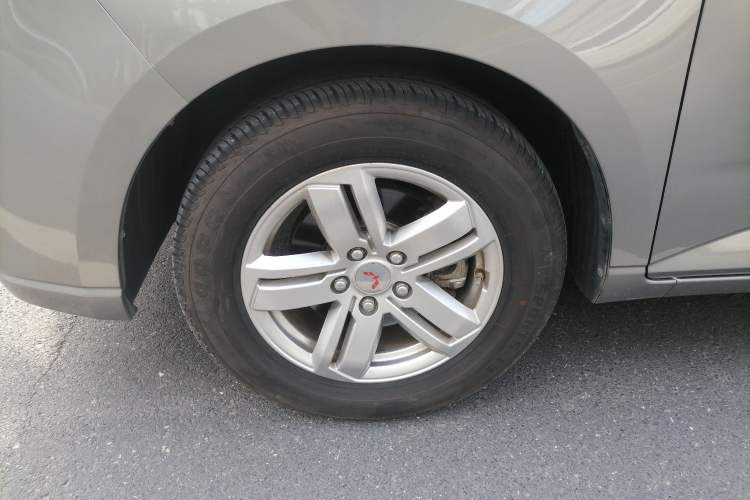 Used Wuling Hongguang PLUS 2019 1.5T Manual Luxury 7-Seater
