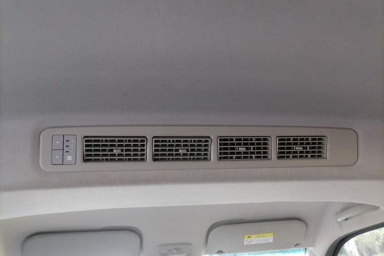 Used Wuling Hongguang PLUS 2019 1.5T Manual Luxury 7-Seater
