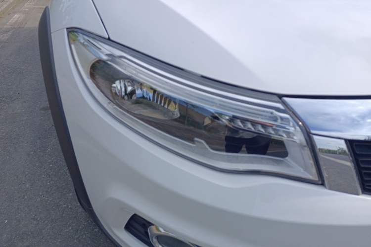 Used Qoros 3 2016 Urban SUV 1.6T Automatic Zhiyue Model