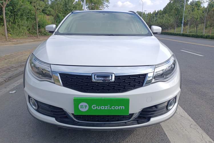 Used Qoros 3 2016 Urban SUV 1.6T Automatic Zhiyue Model