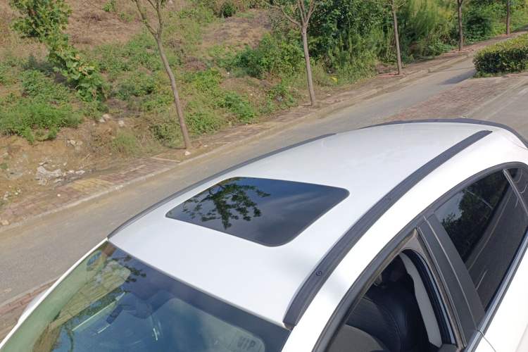 Used Qoros 3 2016 Urban SUV 1.6T Automatic Zhiyue Model