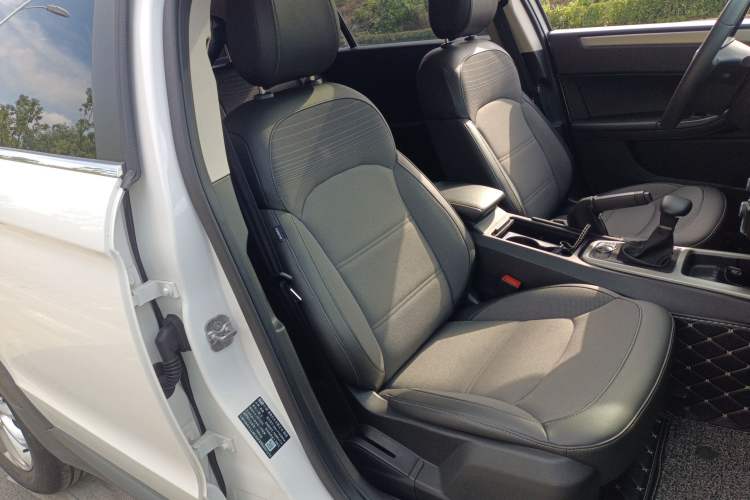 Used Qoros 3 2016 Urban SUV 1.6T Automatic Zhiyue Model