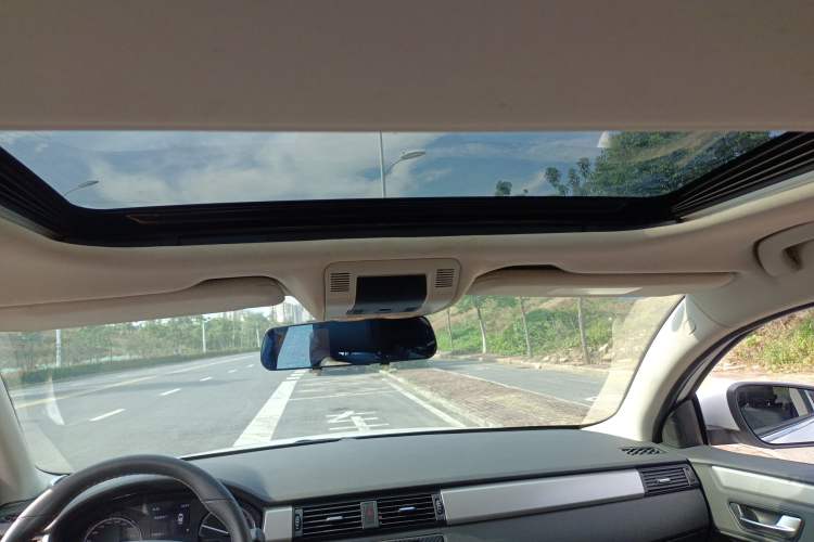 Used Qoros 3 2016 Urban SUV 1.6T Automatic Zhiyue Model