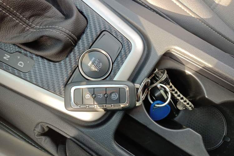 Used Qoros 3 2016 Urban SUV 1.6T Automatic Zhiyue Model