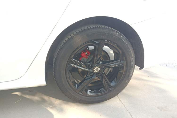 Used MG 5 Scorpio 2022 1.5T Trophy Sport Luxurious Edition