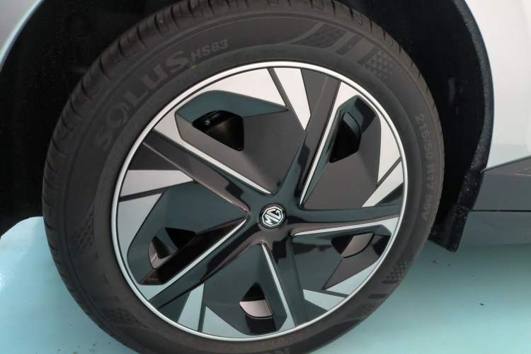 Used MG 4 EV 2023 415 km Range Sea-Faring Champion Edition
