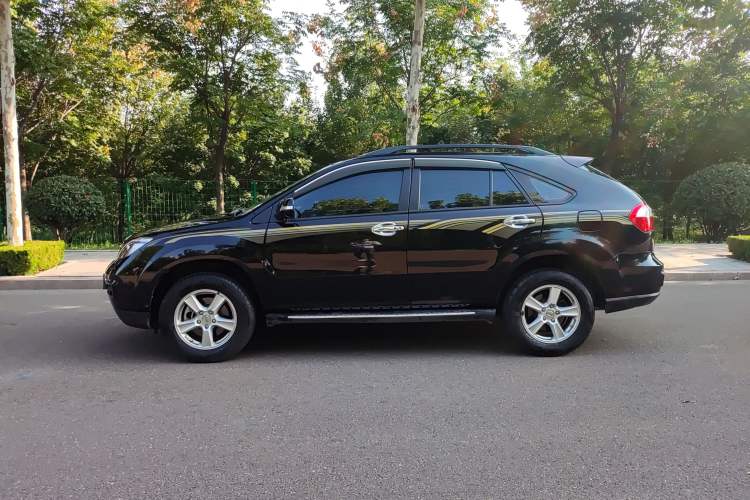 Used BYD S6 2014 2.4L Automatic Prestige 5-Seater
