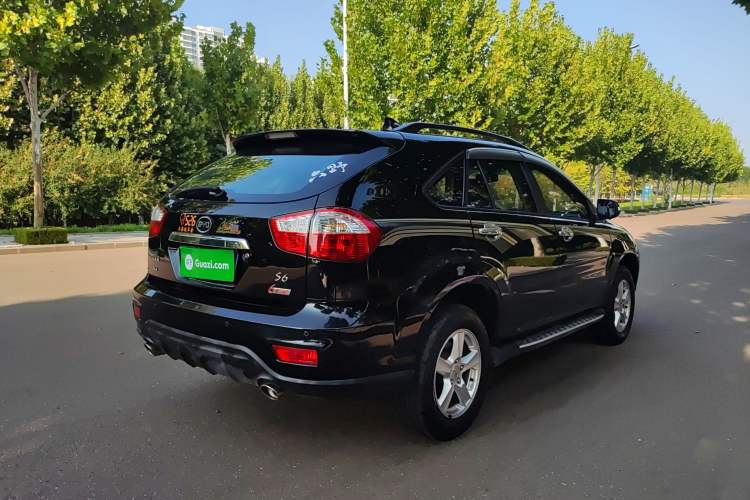 Used BYD S6 2014 2.4L Automatic Prestige 5-Seater

