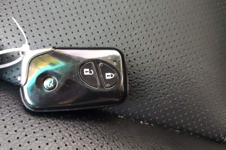 Used BYD S6 2014 2.4L Automatic Prestige 5-Seater
