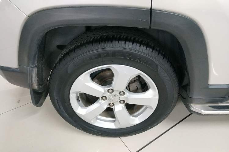 Used Jeep Compass 2017 200T Automatic Family Edition
