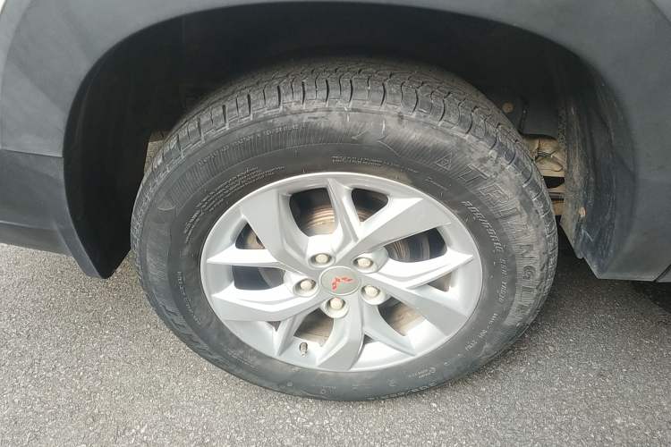 Used Wuling Hongguang S3 2018 1.5T Manual Comfort Model China V Standard
