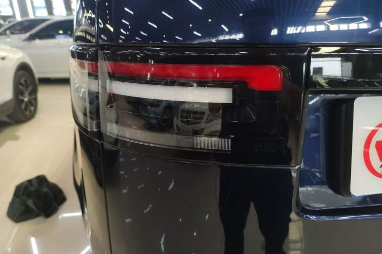 Used Land Rover Discovery 2017 3.0 SC V6 SE
