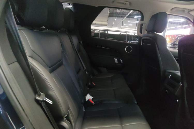 Used Land Rover Discovery 2017 3.0 SC V6 SE
