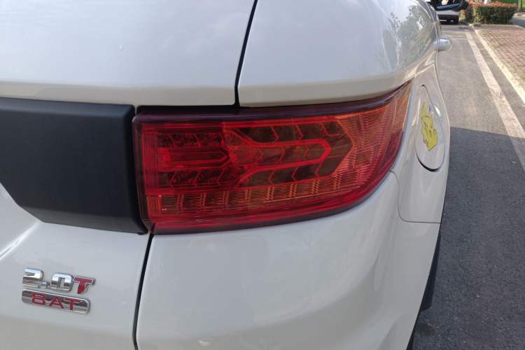 Used Land X7 2016 2.0T Panoramic Prestige Edition
