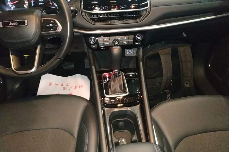 Used Jeep Compass 2021 220T Automatic Leading Edition