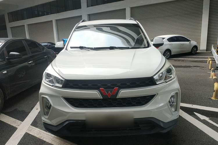 Used Wuling Hongguang S3 2018 1.5T Manual Comfort Model China V Standard
