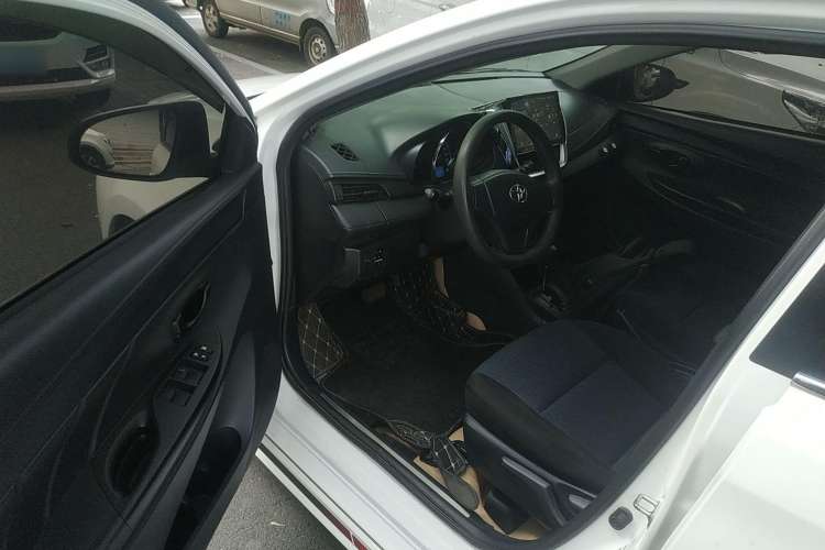 Used Toyota YARiS L Zhi Xuan 2017 1.5E CVT Enhanced Performance Edition
