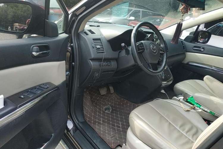 Used Mazda 8 2015 2.5L Ultimate Edition Driver Seat