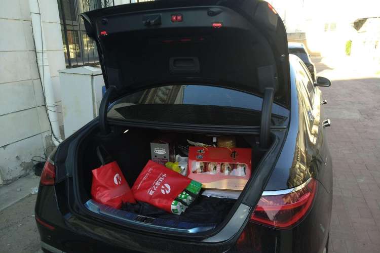 Used Mercedes-Benz Maybach S-Class 2021 S 480 4MATIC Trunk