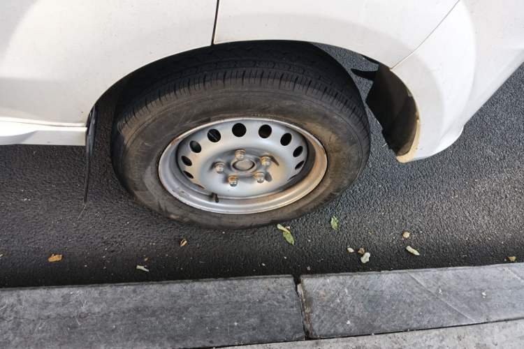 Used Farizon E5 2022 E5L Pure Electric Van with Guoxuan 39.9 kWh
