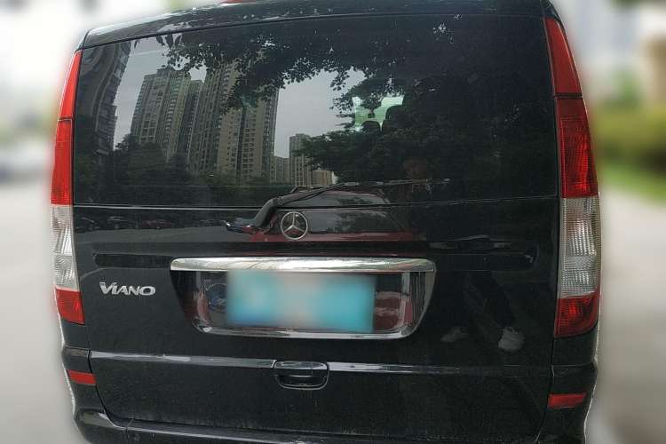 Used Mercedes-Benz Viano 2010 2.5L Prestige Edition Rear