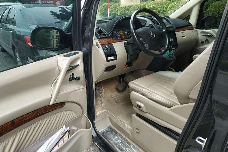 Used Mercedes-Benz Viano 2010 2.5L Prestige Edition Driver Seat