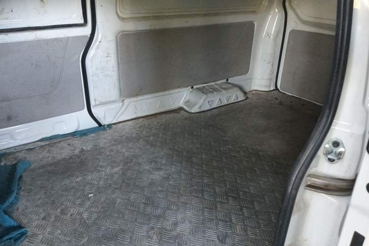 Used Farizon E5 2022 E5L Pure Electric Van with Guoxuan 39.9 kWh
